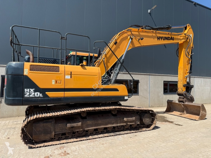 جرافة Hyundai HX 220 L - L - HX 220