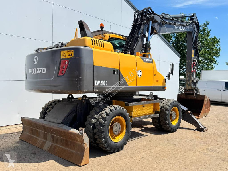 جرافة Volvo - German Machine / Triple Boom