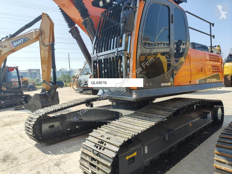 جرافة Doosan 9C