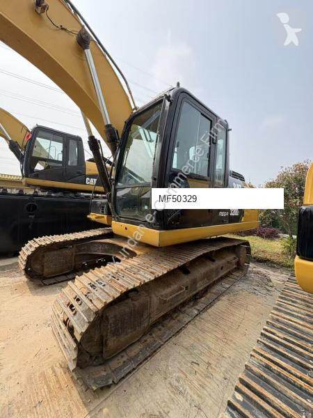 Escavatore Caterpillar 2
