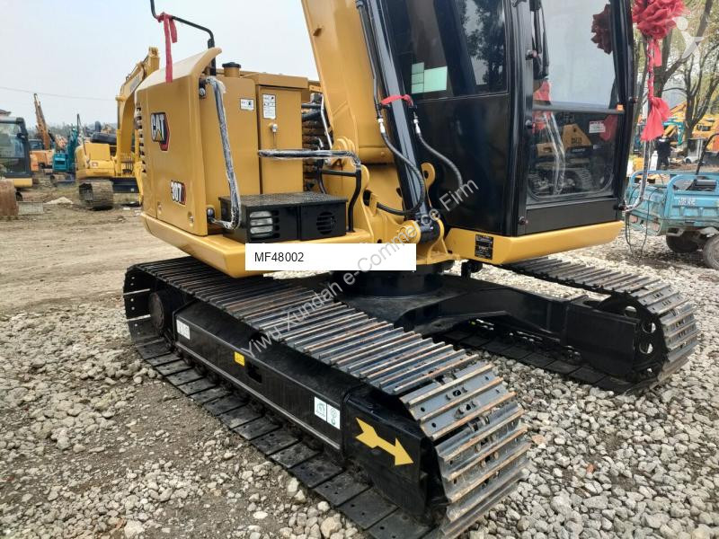 جرافة Caterpillar 307