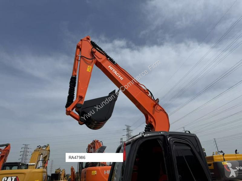 جرافة Hitachi
