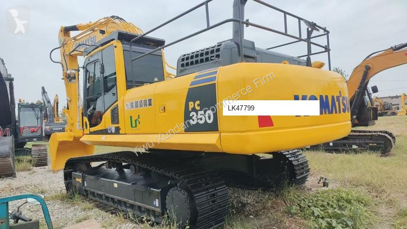 Rýpadlo Komatsu 8