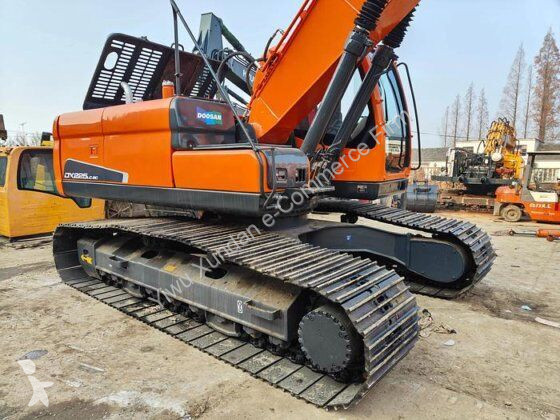 جرافة Doosan