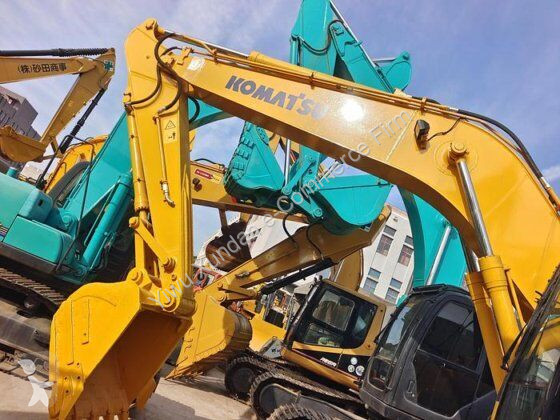 جرافة Komatsu