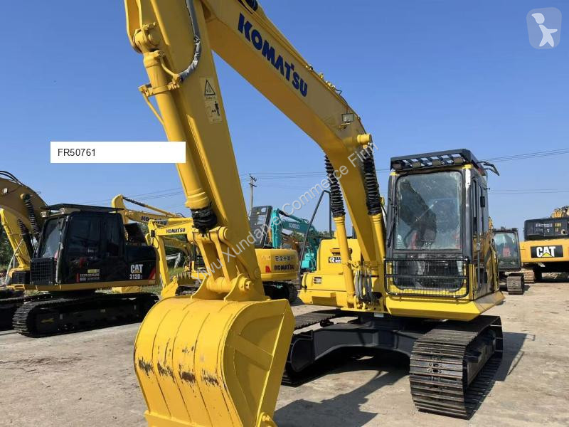 جرافة Komatsu