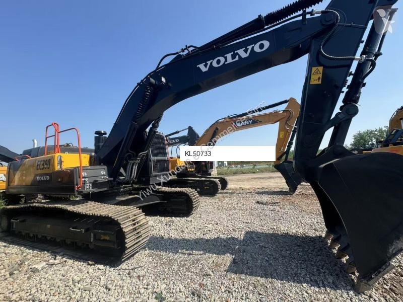جرافة Volvo EC380