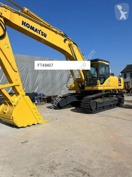 جرافة Komatsu 0-7