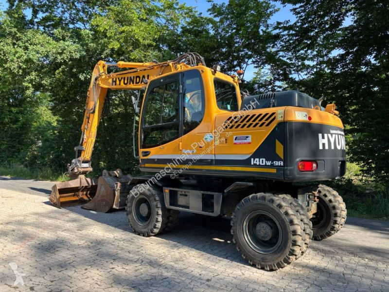 Rýpadlo Hyundai W9A