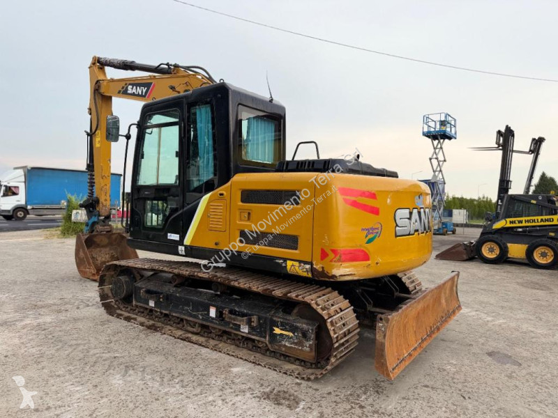 جرافة Sany SY135