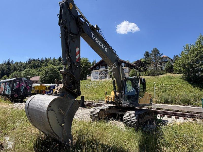 Rýpadlo Volvo EC210