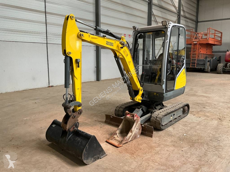 جرافة Wacker Neuson VTS