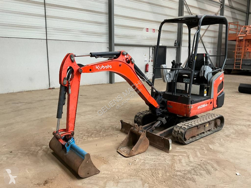 جرافة Kubota 0164