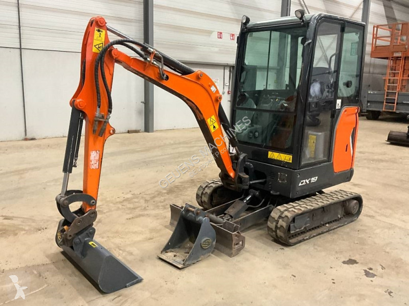 جرافة Doosan DX 19