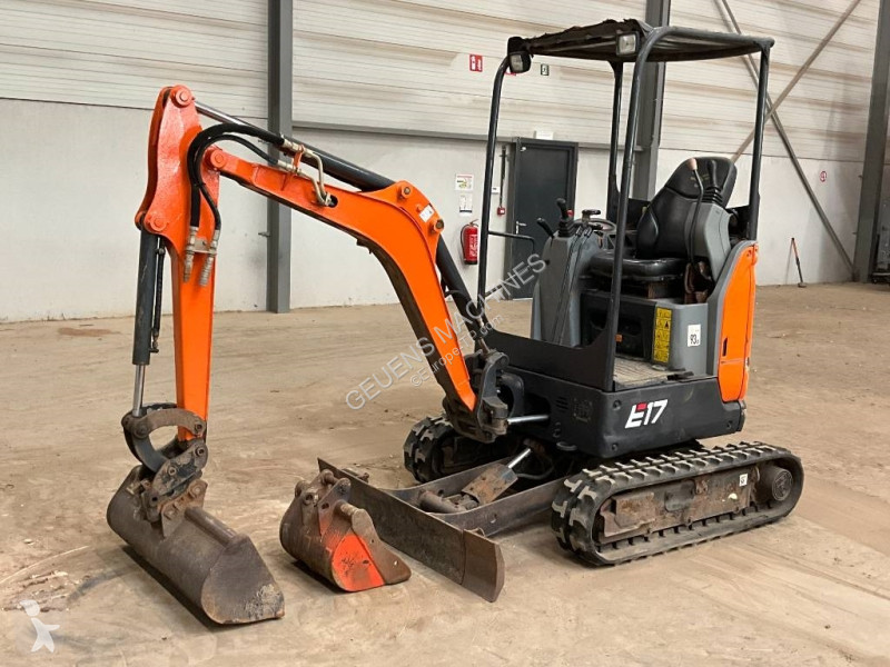 جرافة Doosan DX 17 Z