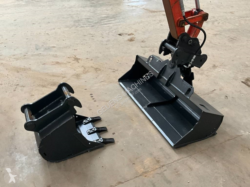 Pelle Kubota 613