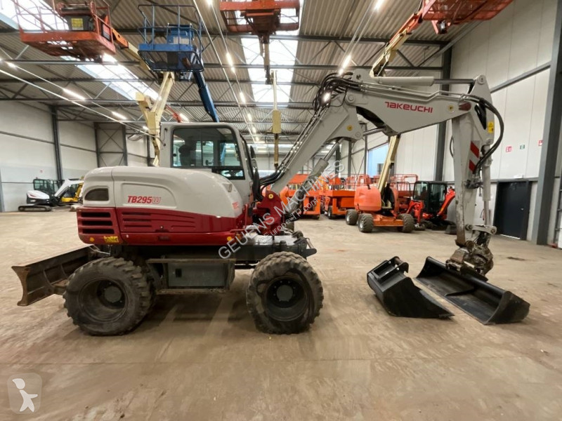 Rýpadlo Takeuchi TB 295 W powertilt