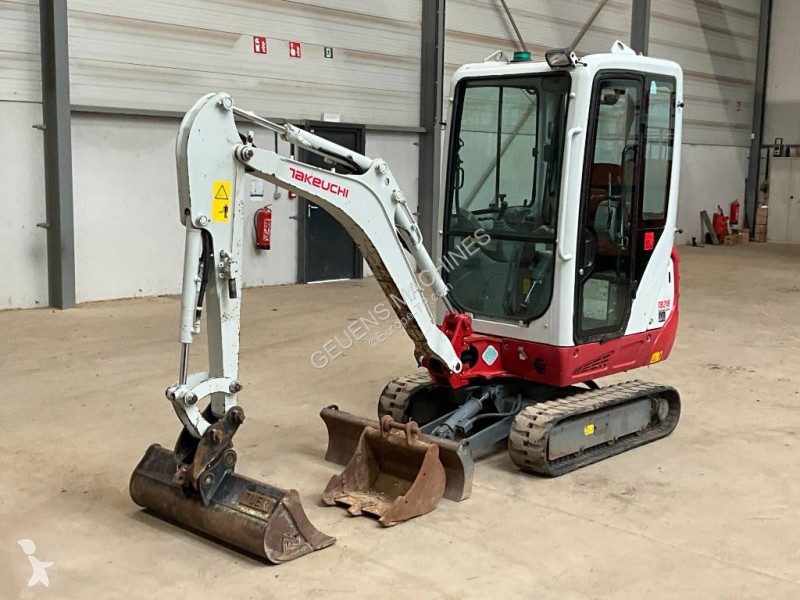 Rýpadlo Takeuchi TB 216