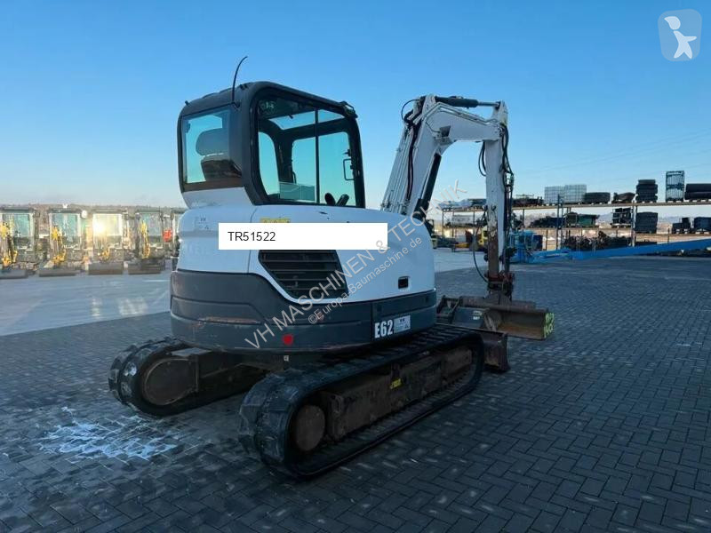 جرافة Bobcat E62