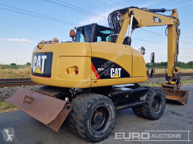 Escavatore Caterpillar D