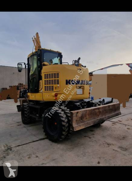 جرافة Komatsu PW 118 MR-11