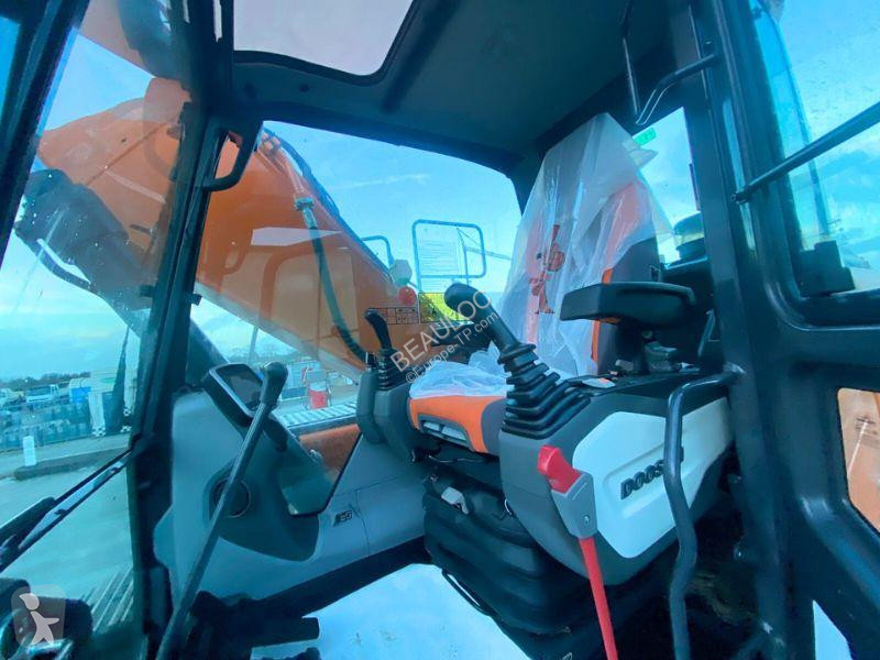 جرافة Doosan
