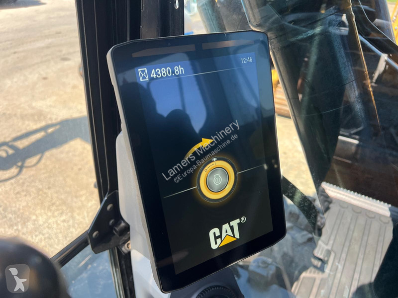 جرافة Caterpillar next gen