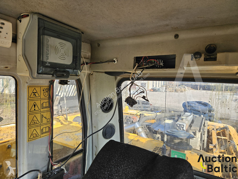 Экскаватор Hyundai Robex LC7