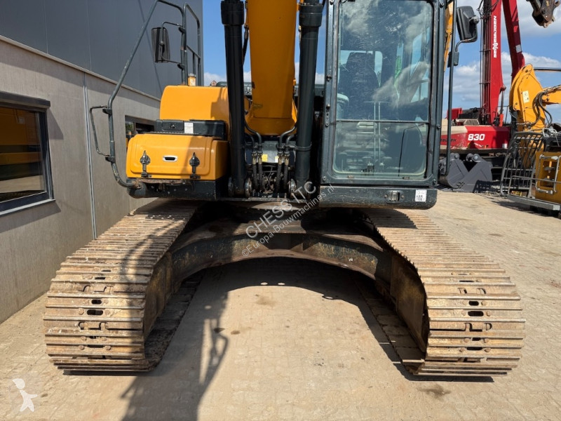 جرافة Hyundai HX 220 L - L - HX 220