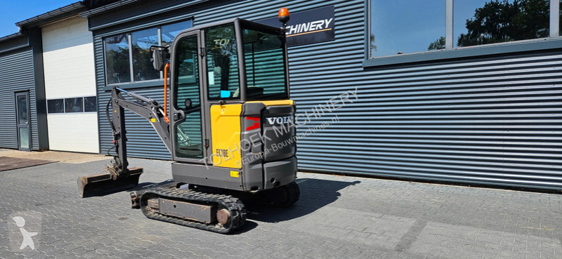 Rýpadlo Volvo EC18