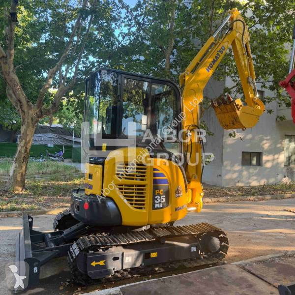 Lopatový nakládač Komatsu