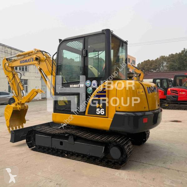 Lopatový nakládač Komatsu