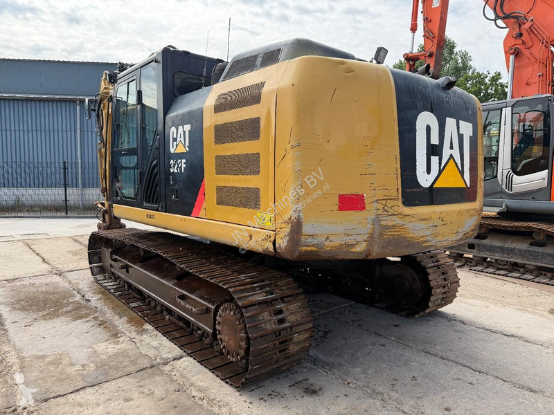 جرافة Caterpillar