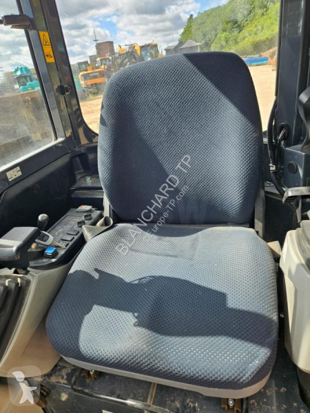 Skovl Kobelco SK30SR-6E