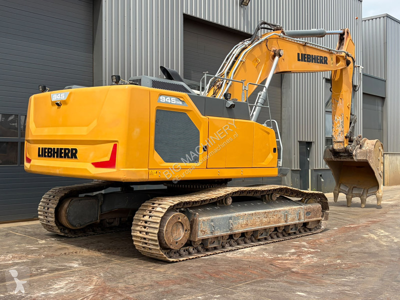 جرافة Liebherr R945 SHD