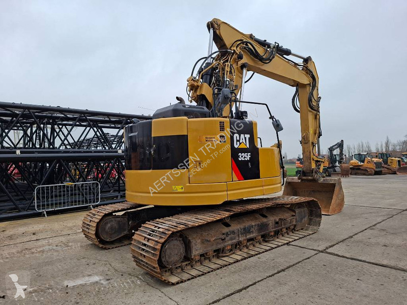 جرافة Caterpillar 325FLCR (Full Trimble 3D GPS)