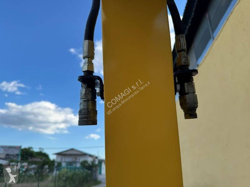 Экскаватор Komatsu
