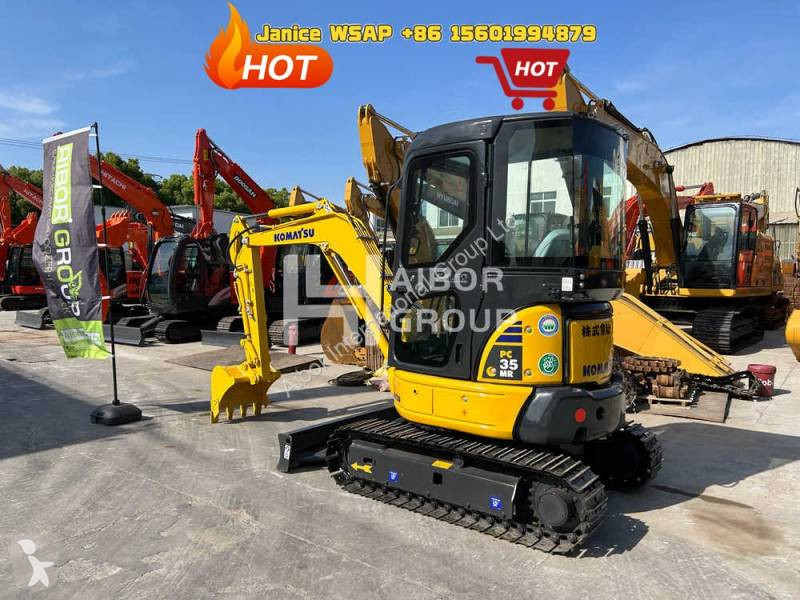 Lopatový nakládač Komatsu