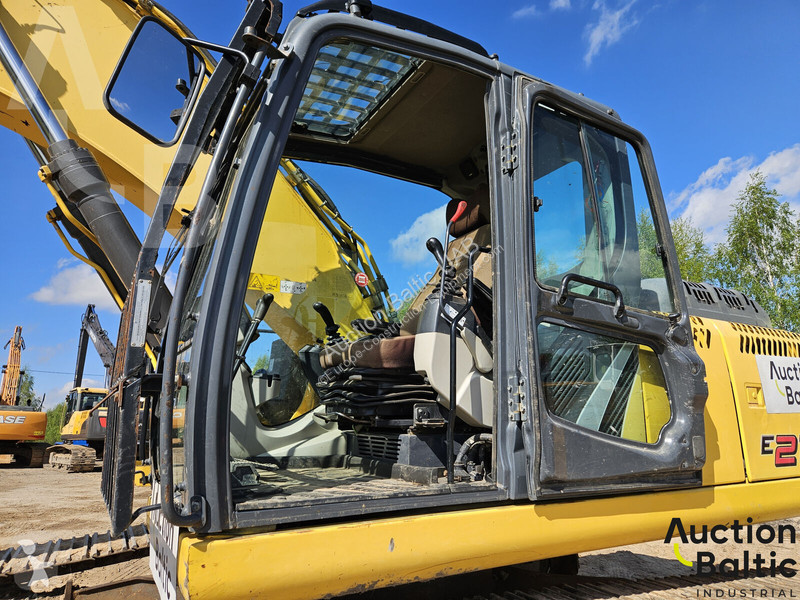 Skovl New Holland C