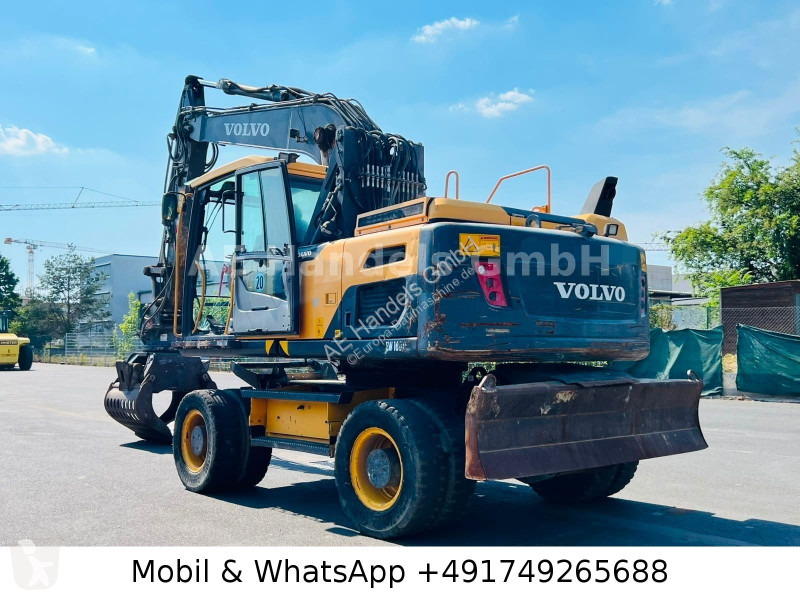 Rýpadlo Volvo...