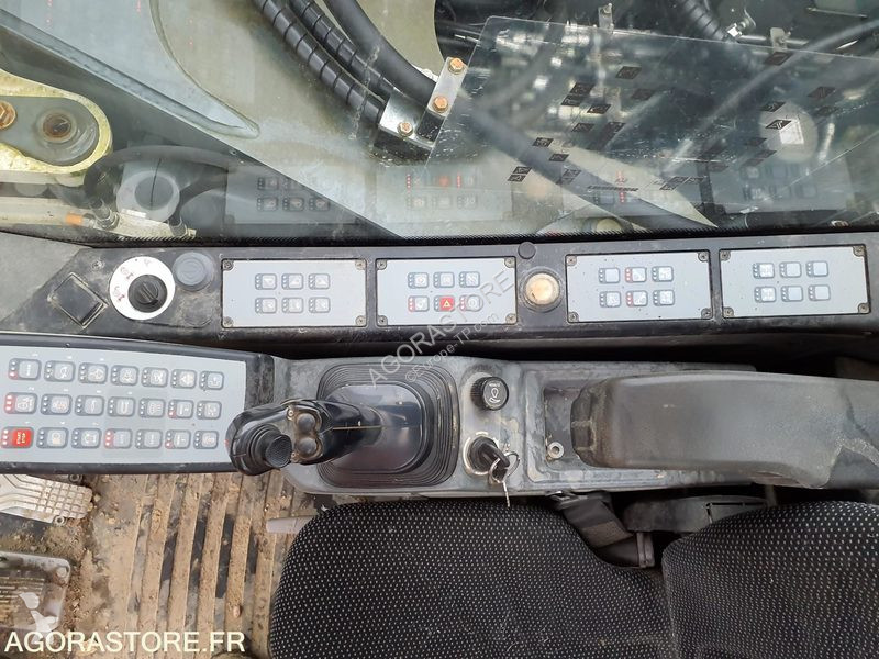 Екскаватор Liebherr Compact Litronic