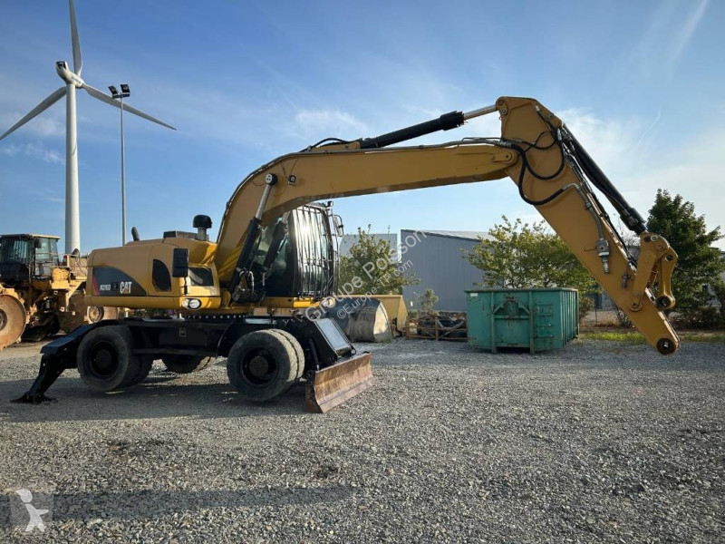 جرافة Caterpillar D