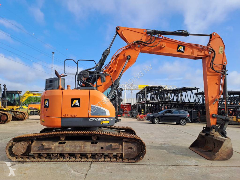 جرافة Doosan DX23533LCR-5