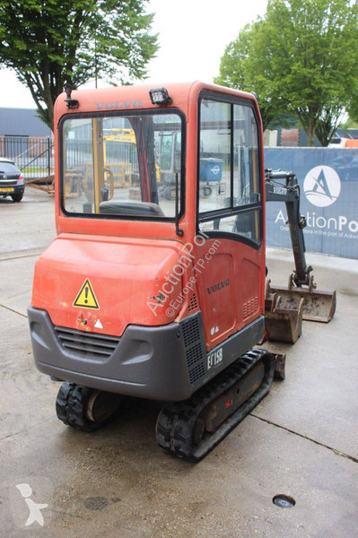 Rýpadlo Volvo EC15B
