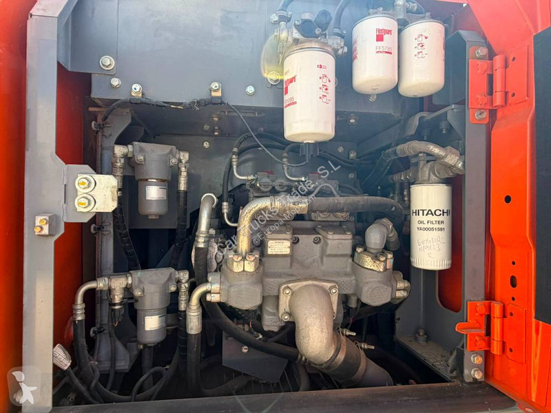 Rýpadlo Hitachi 140 W-6