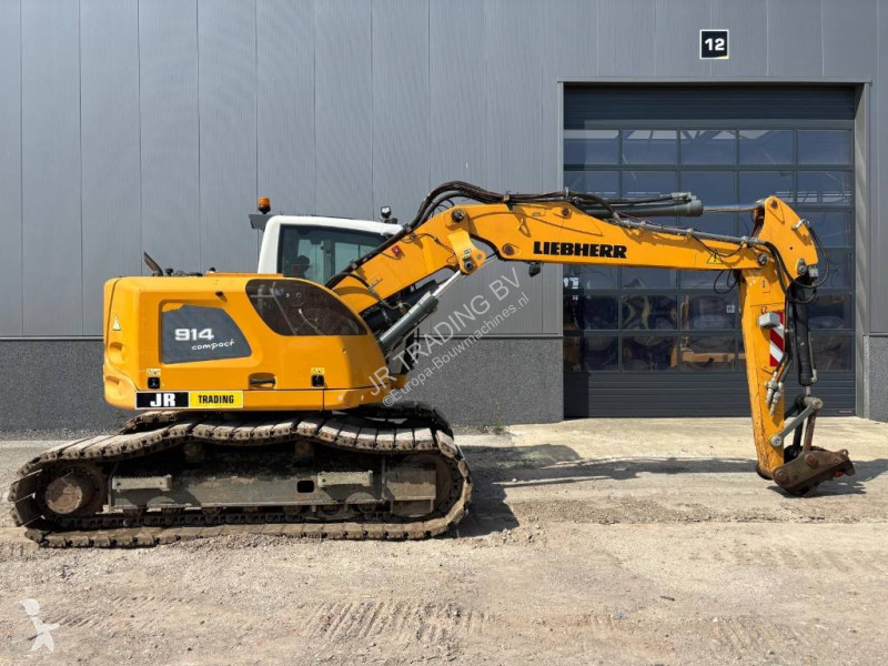 جرافة Liebherr Compact