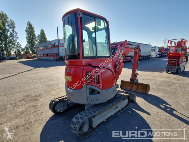 جرافة Yanmar ViO20-4