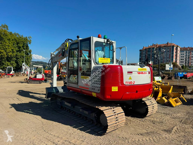 جرافة Takeuchi
