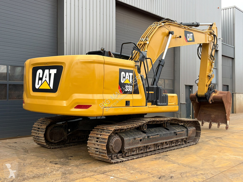 Lopatový nakládač Caterpillar 07A
