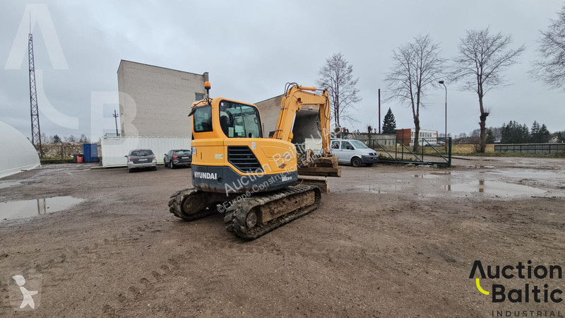 Экскаватор Hyundai Robex 80 CR-9